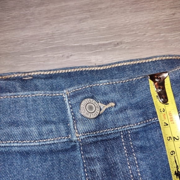 Levi's bedazzled jean skirt - Picture 6 of 9